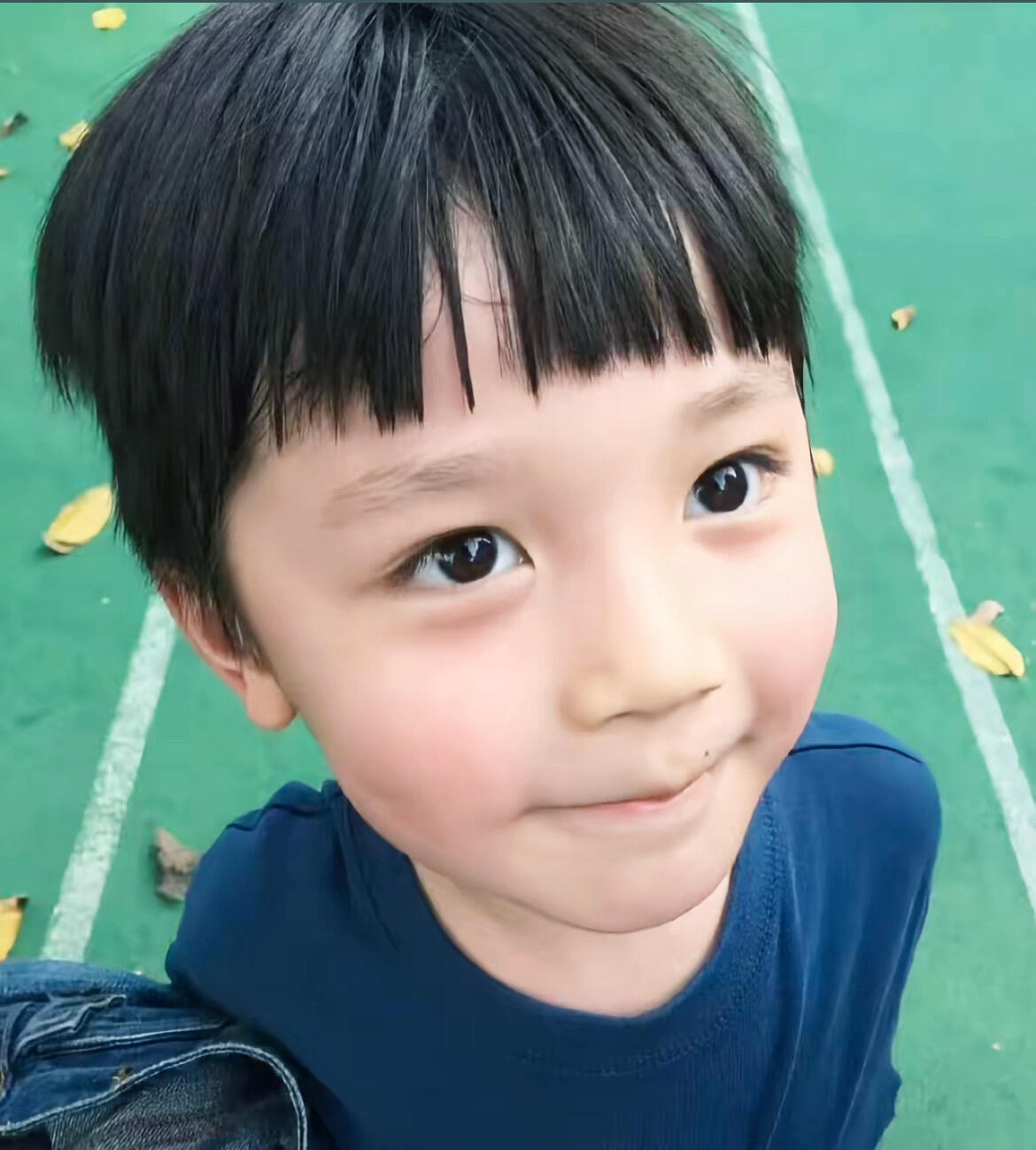 魏子宸童年照片